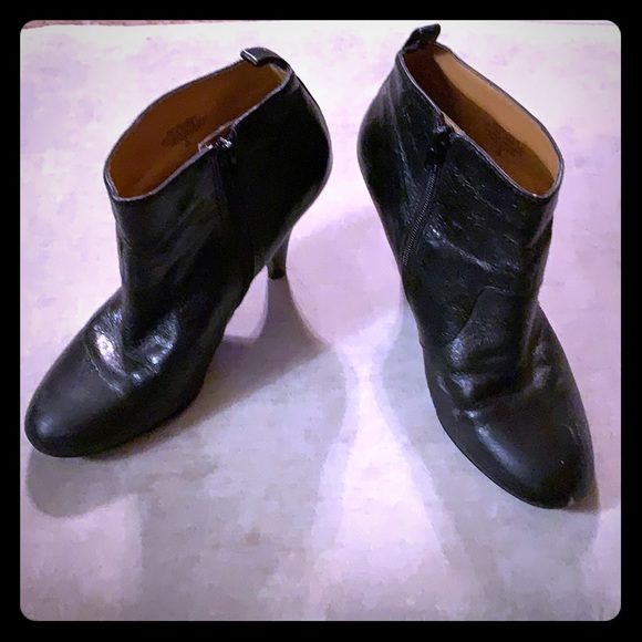 Nine West Shoes - Nine West Black Leather Booties 8